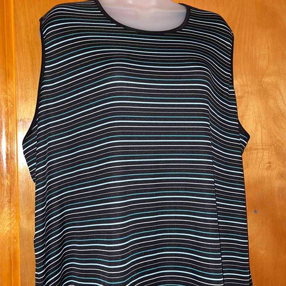 Sleeveless striped stretch top